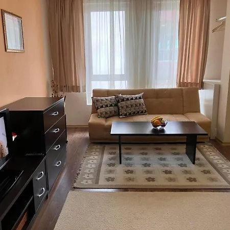 Lift 531 Apartment *