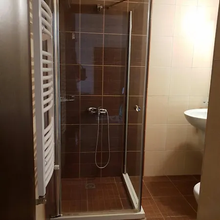 Lift 531 Apartment